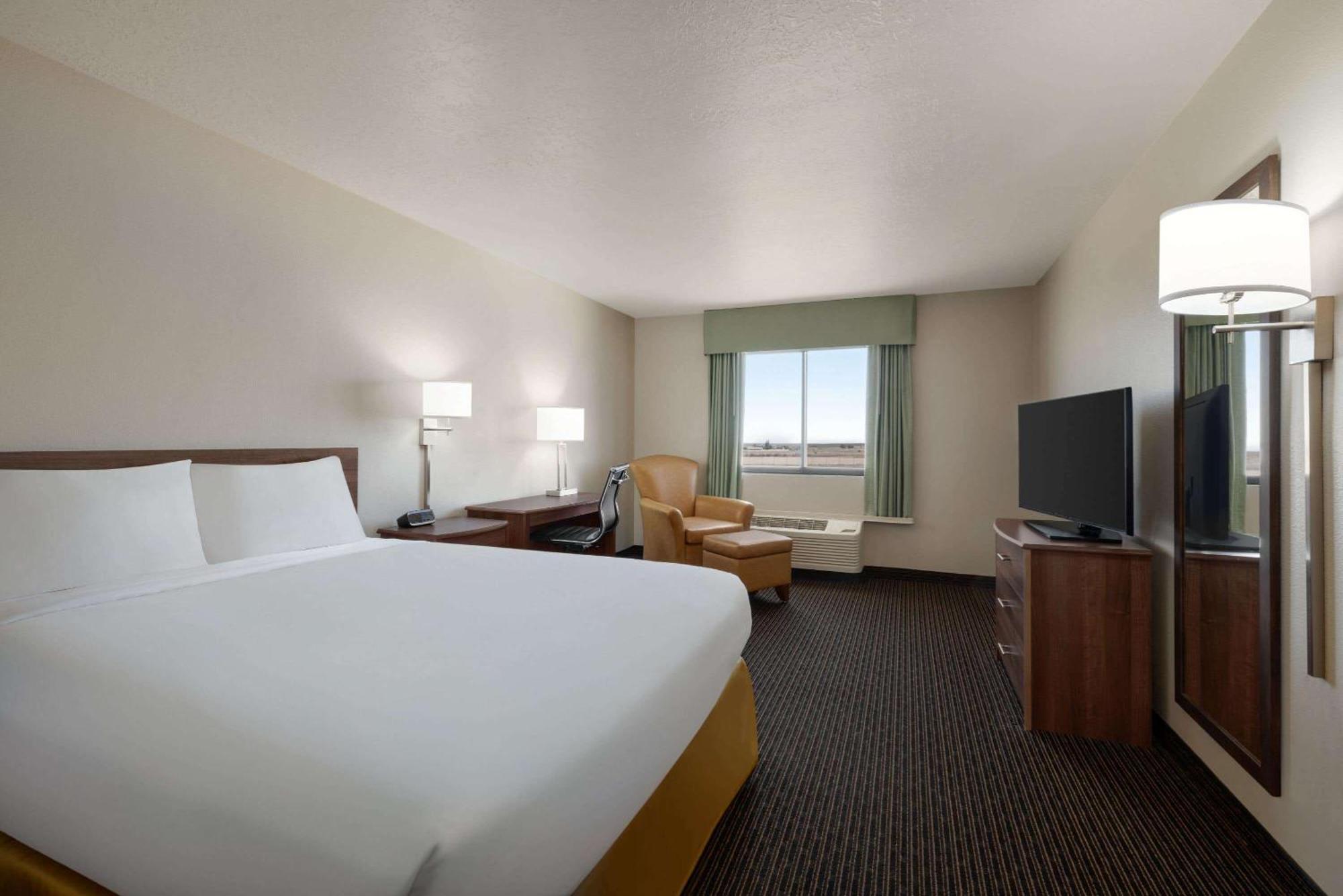 Travelodge By Wyndham Vaughn Ngoại thất bức ảnh